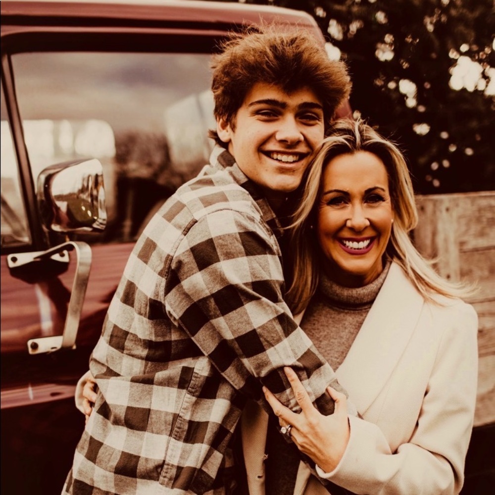 Meet your Posher, Caren